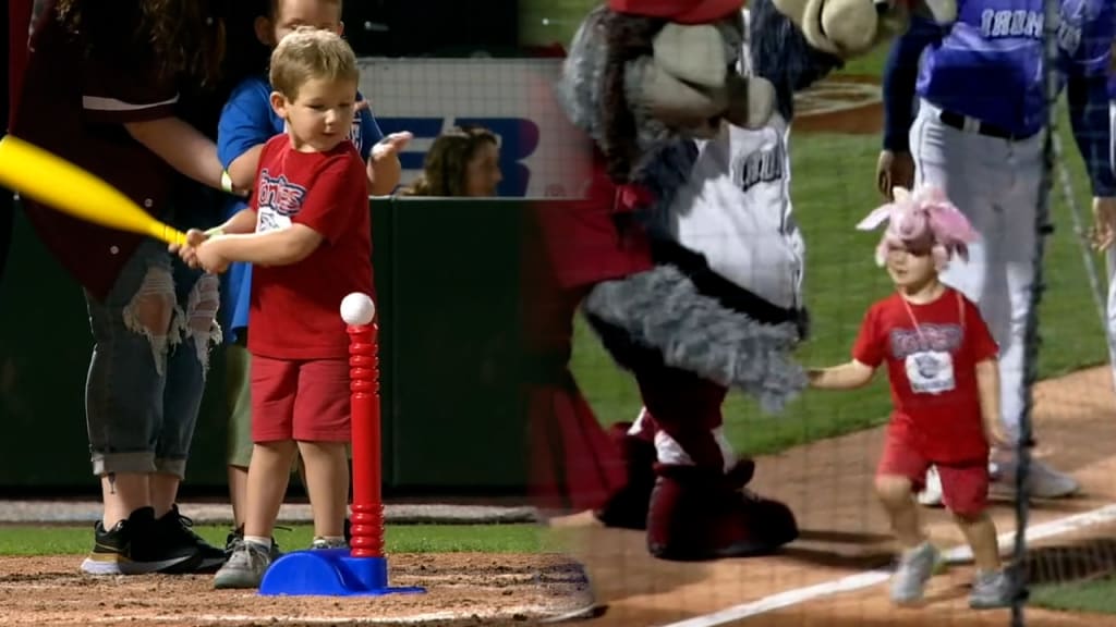 MLB hosts Childhood Cancer Awareness Day