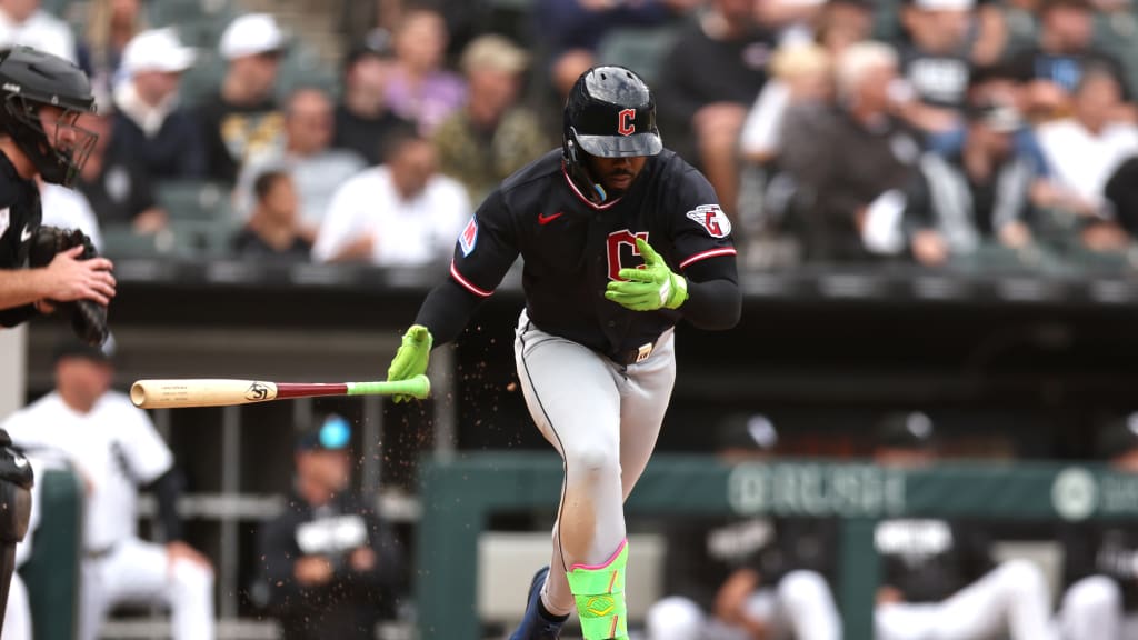 Guardians outlast White Sox, pull back into first-place tie