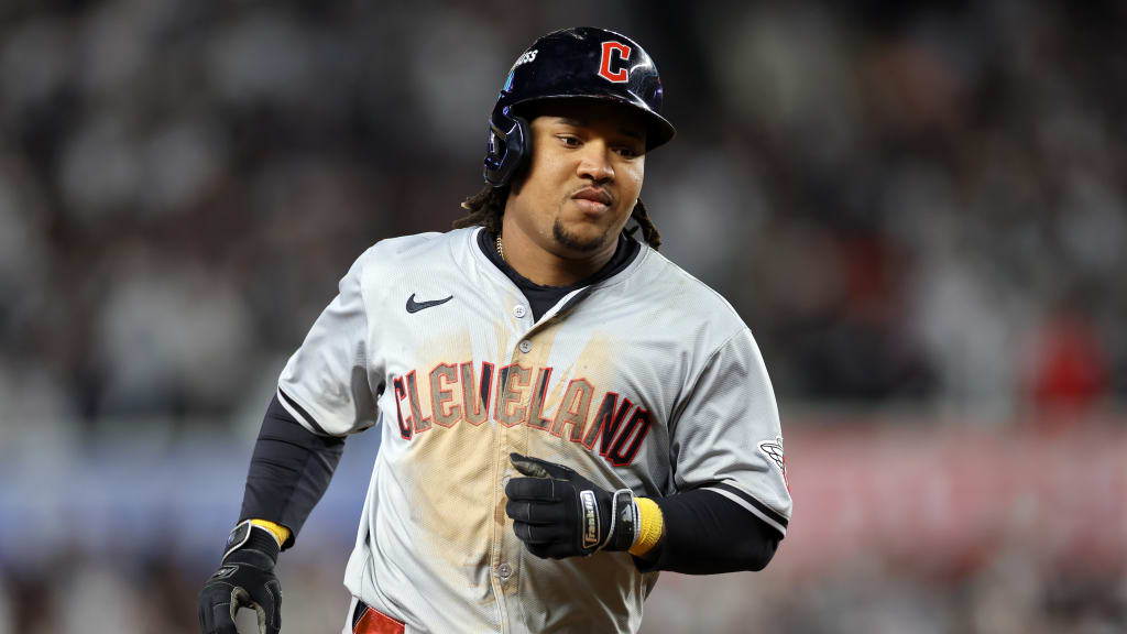 Despertar de José Ramírez en el Juego 2 eleva esperanzas de los Guardianes