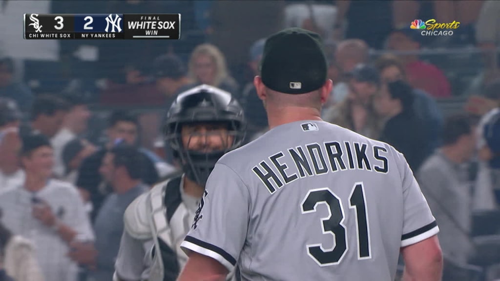 Hendriks gets first save since cancer as White Sox top Yankees