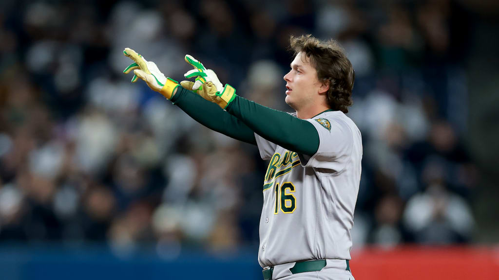 LIVE: A's star keeps streak alive in San Diego