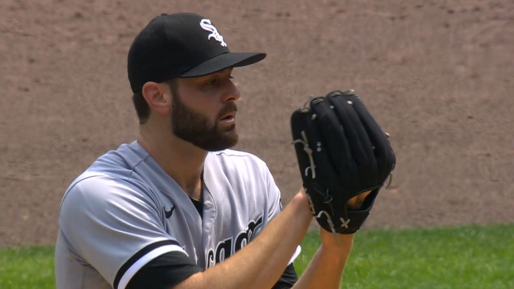 Report: Dodgers interested in White Sox righty Giolito