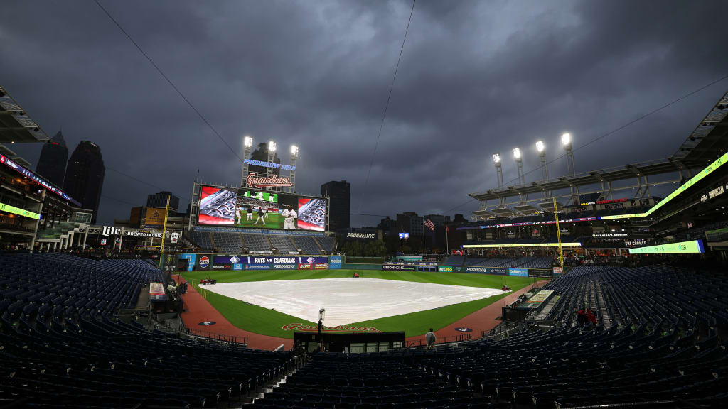 Rain shakes up ALCS plans: Game 4 Sat. at 8, Game 5 Sun. at 5