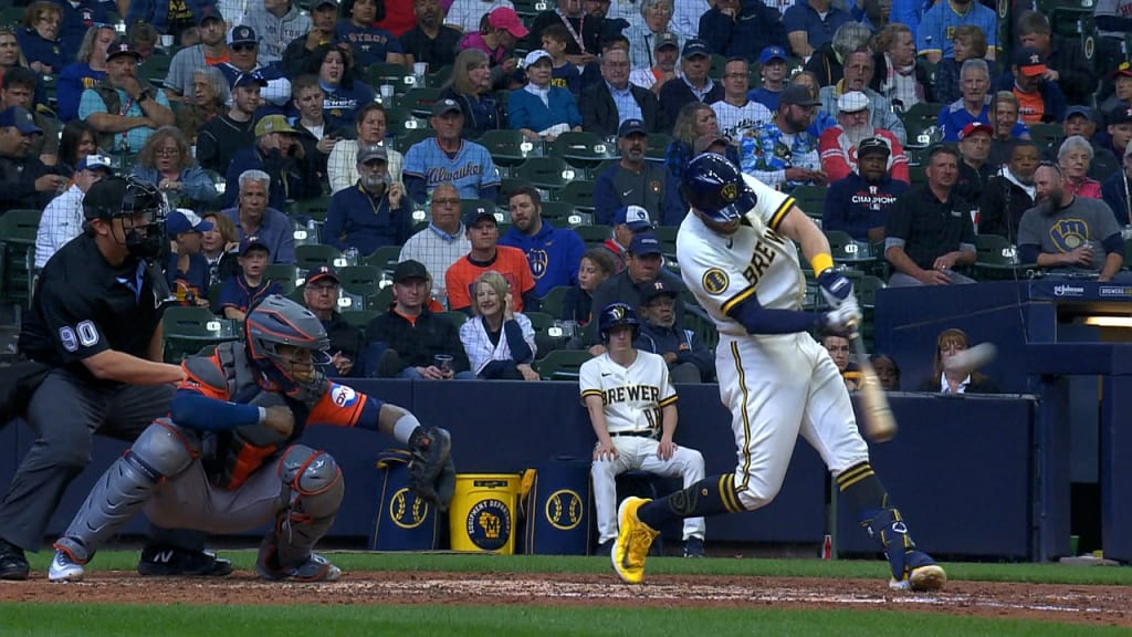 Arcia's pinch hit leads to Brewers victory