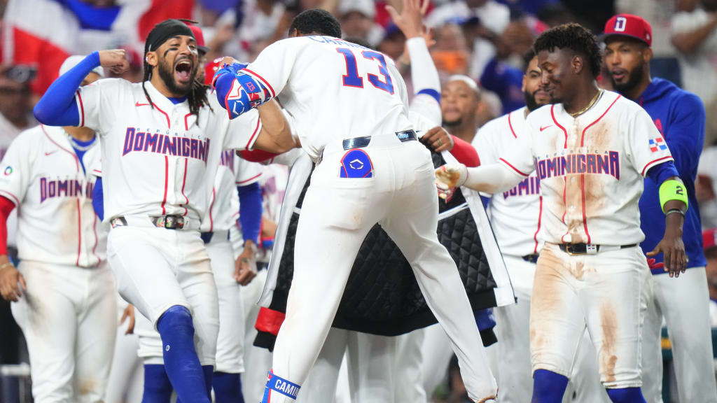 Junior's time to shine: Caminero HR lifts DR in Classic