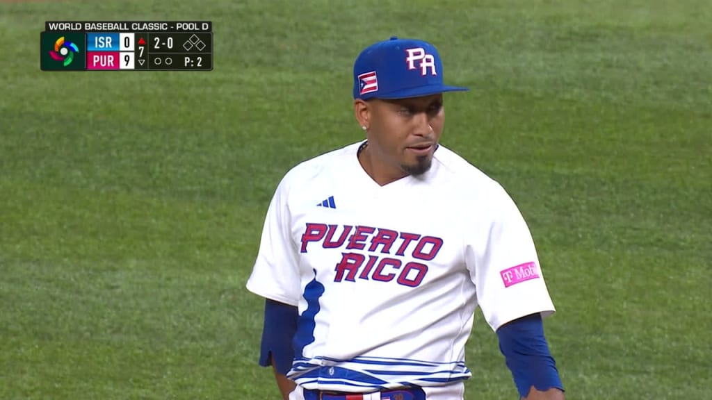 Francisco Lindor hits a BASES-CLEARING triple to put Puerto Rico up 9-0  over Israel