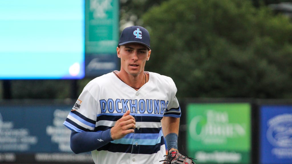 Marek Chlup jogs off the field. Photo courtesy the Lake Country Dockhounds.