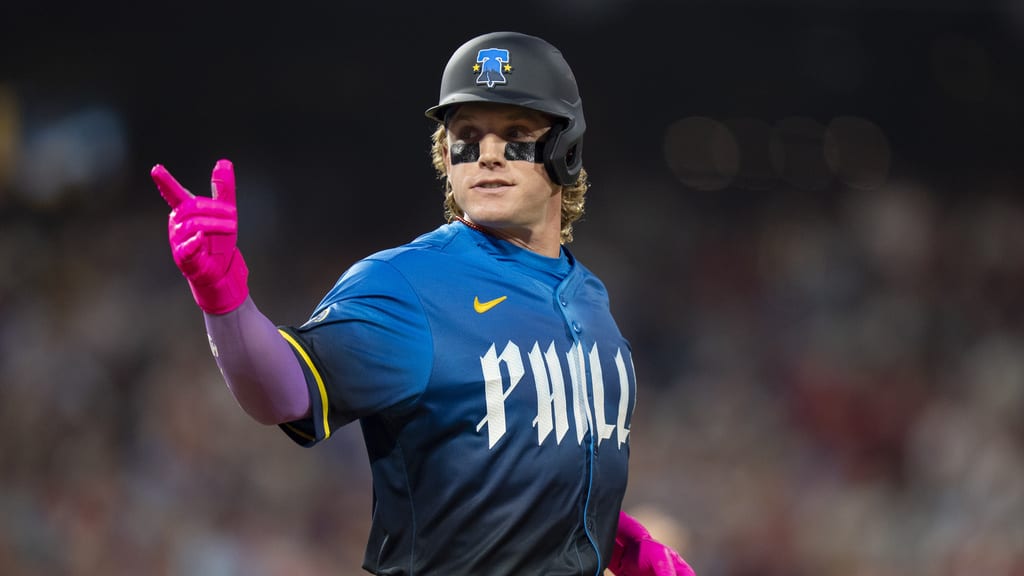Jhoan Duran, Harrison Bader join Phillies