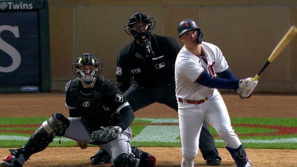 Arraez moves closer to batting title, White Sox beat Twins