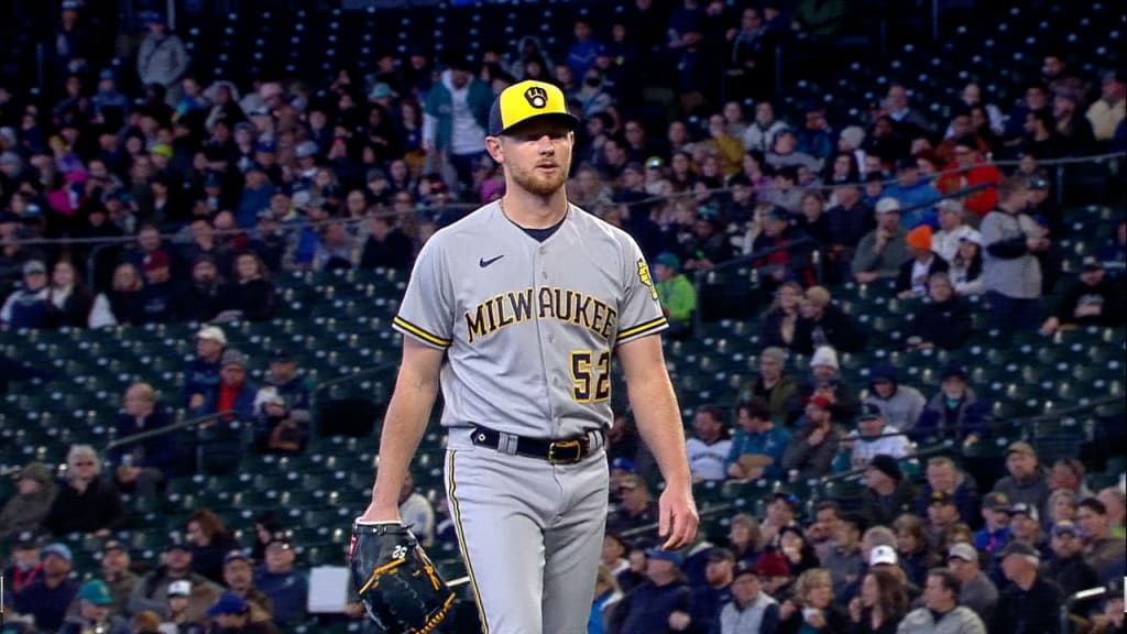 Milwaukee Brewers celebrate Negro Leagues Baseball - Milwaukee