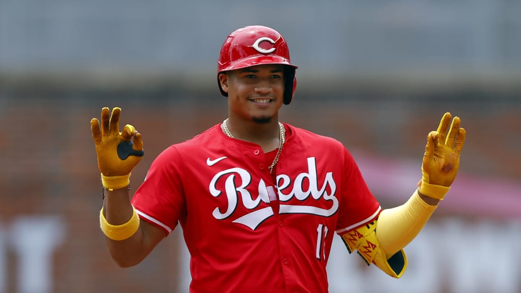 Elly De La Cruz reaches 50-steal mark in 2024