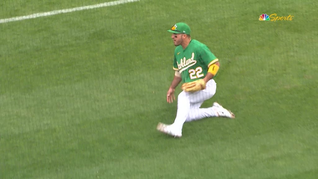 A's moving ineffective starter Shintaro Fujinami to the bullpen