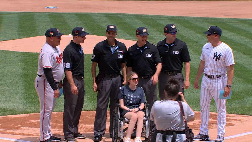 MLB's Sarah Langs, who has ALS, honored at Yankees game on anniversary of  Lou Gehrig's famous speech