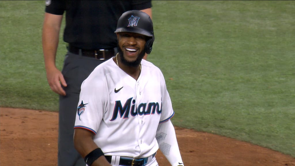 St. Louis, USA. 17th July, 2023. Miami Marlins left fielder Bryan De La  Cruz (14) gestures after hitting a solo home run in the second inning  during a MLB regular season game