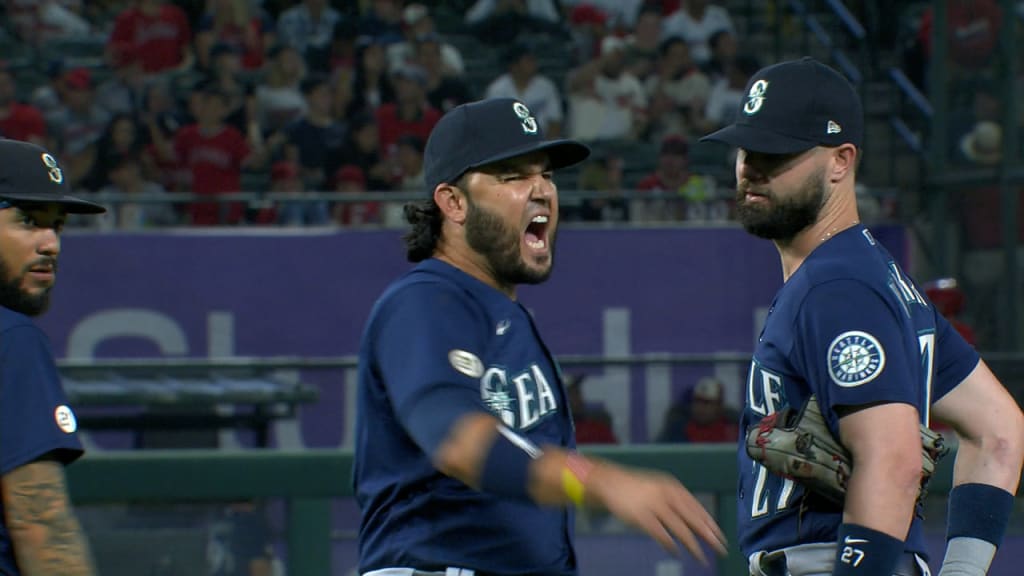 Eugenio Suarez still gets his kicks with Mariners - Our Esquina