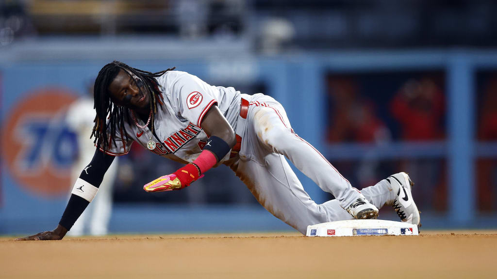 Elly De La Cruz steals four bases, gets four hits vs. Dodgers