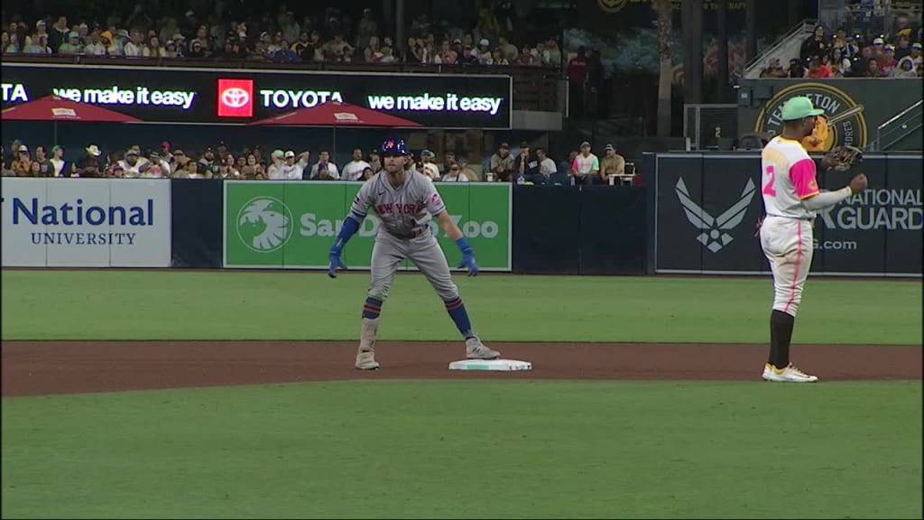 Four-Run 10th Leads Mets to Sixth Straight Win, 7-5 Over Padres