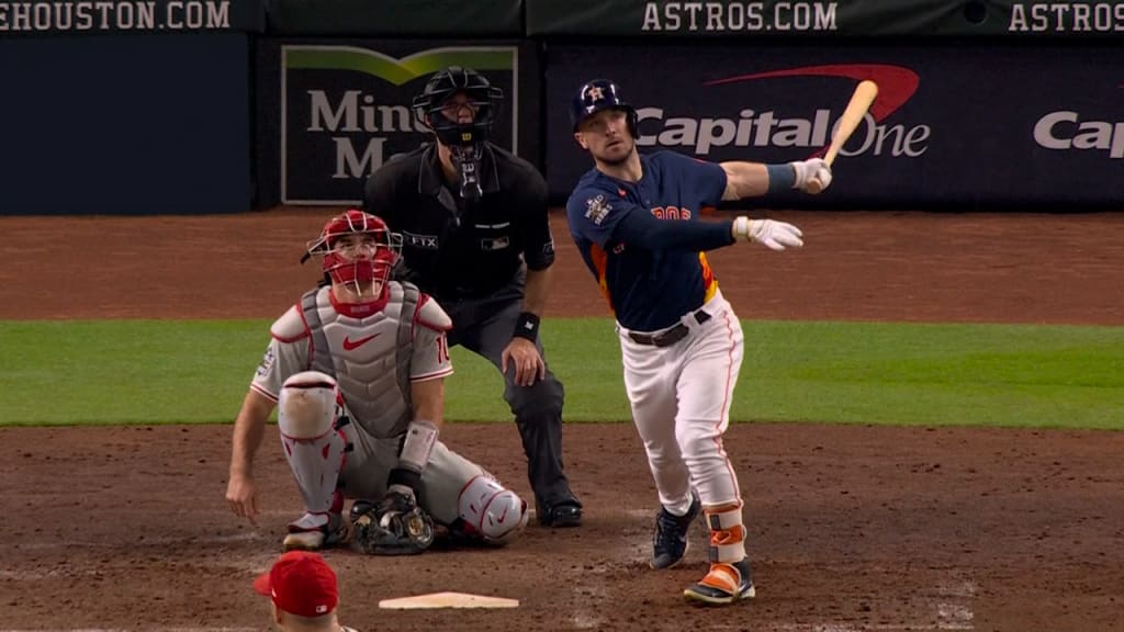 Alex Bregman broke finger in Astros' World Series win