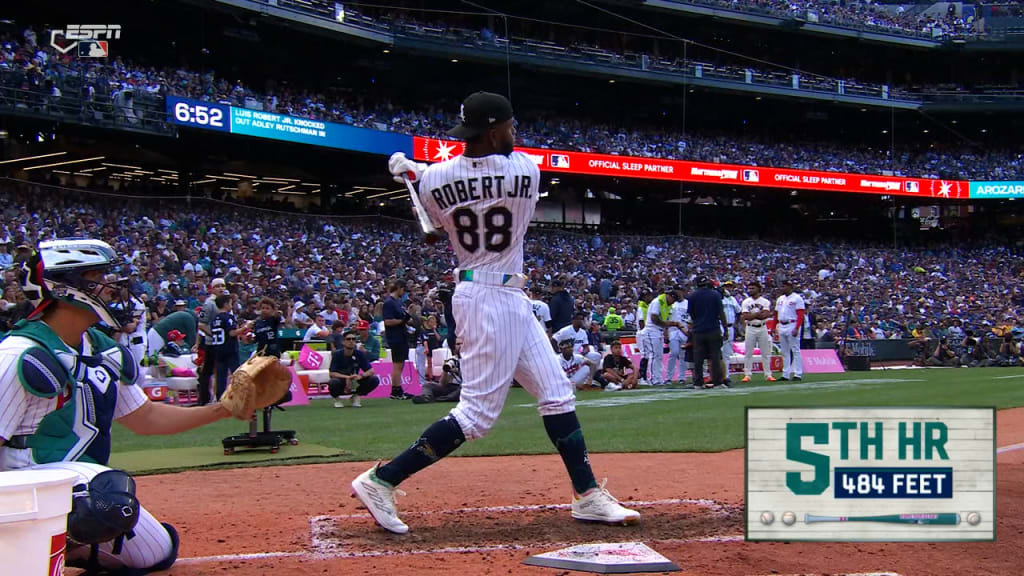 Vladimir Guerrero Jr. Celebrated by Fans, Father After 2023 MLB Home Run  Derby Win, News, Scores, Highlights, Stats, and Rumors