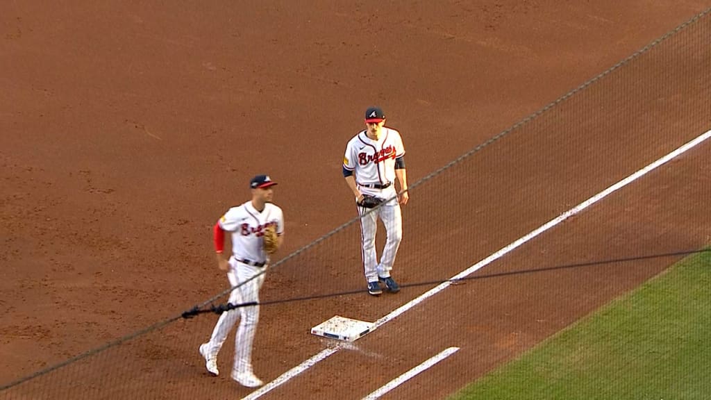 Fried escapes bases-loaded jam