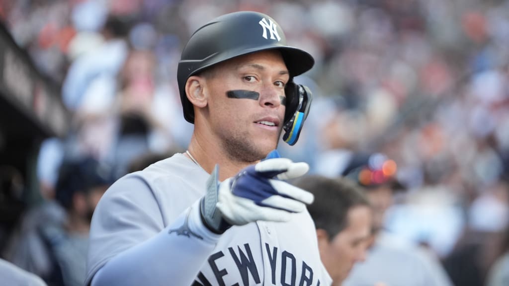 Judge homers off ambulance; Yanks open '26 with sweep