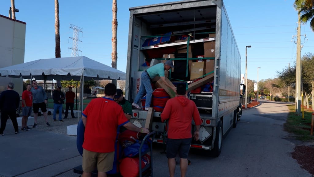 Phillies' truck arrives in Florida