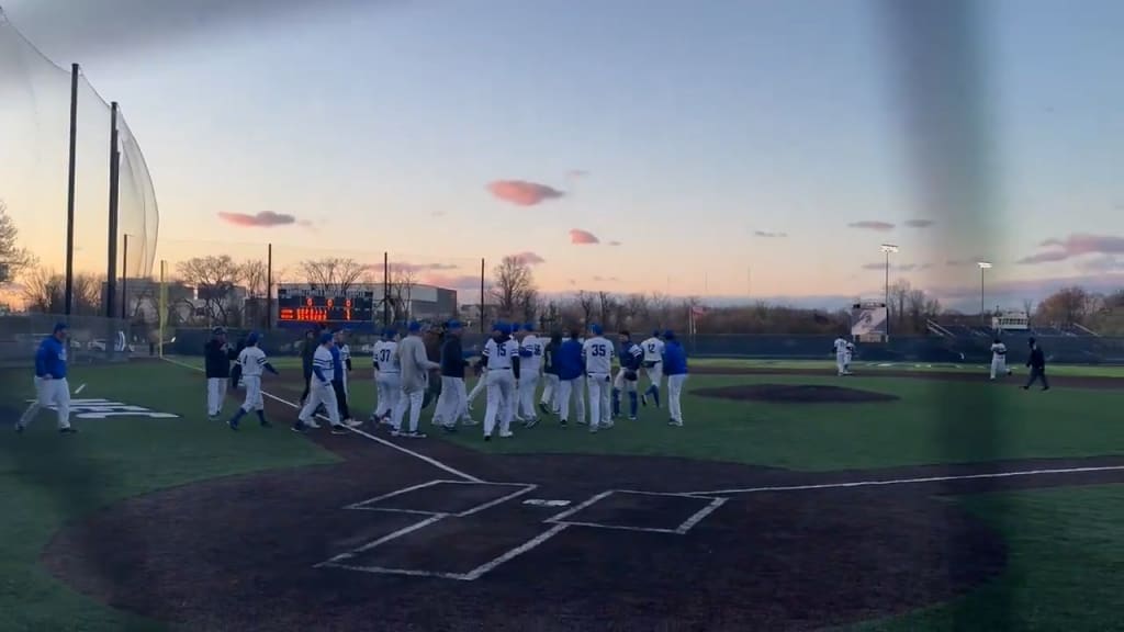 Yeshiva University snaps 100-game losing streak