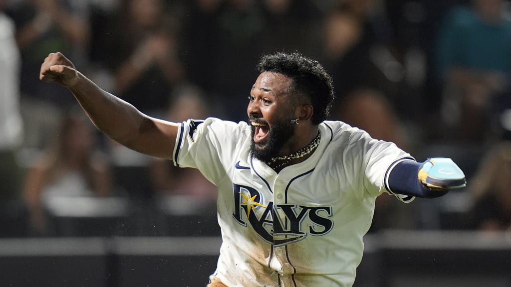 Madness! Rays walk off in improbable fashion