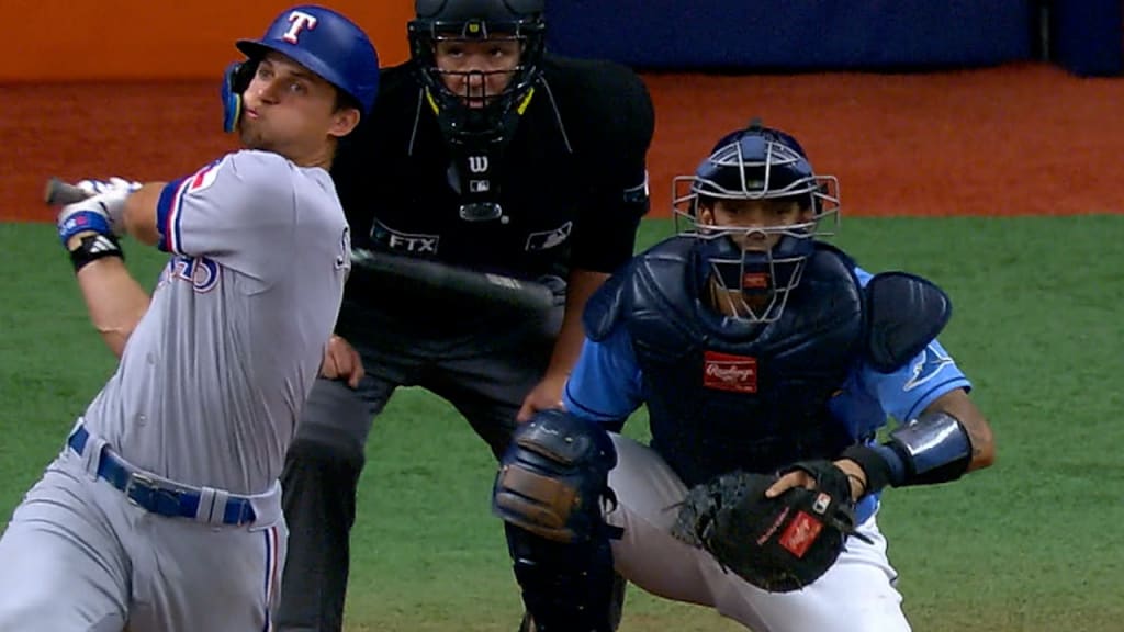 Rangers' Josh Jung slugs his way to the top of the AL ROY leaderboard in  latest odds