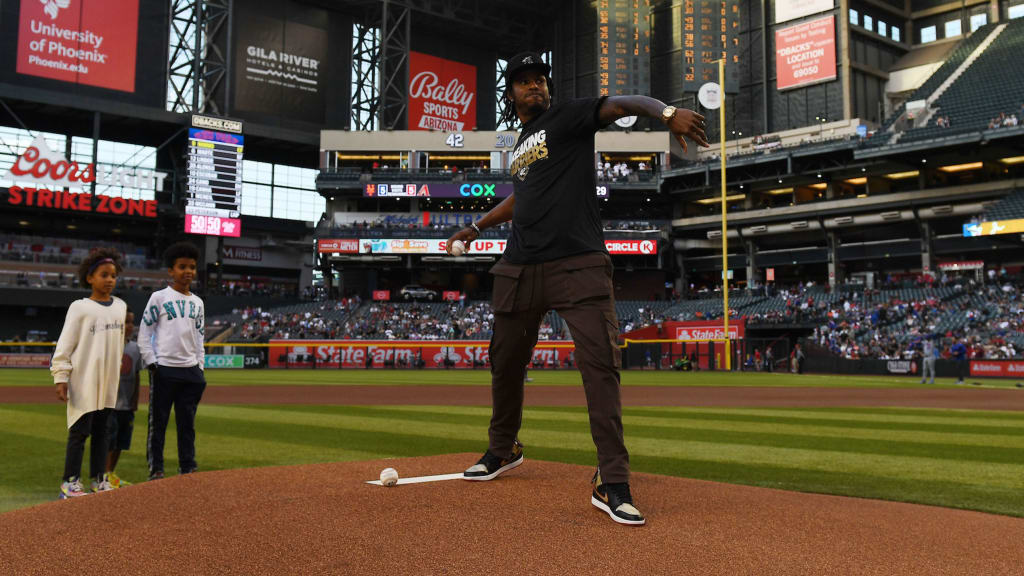 Arizona Diamondbacks - Before the team's inaugural game in 1998, Jackie  Robinson was honored and 42 was formally retired - never to be worn by a  #Dbacks player. #Jackie42