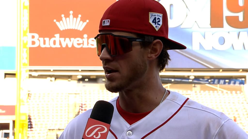 Wil Myers hits 2 homers, drives in 5 in Reds' win over Phillies