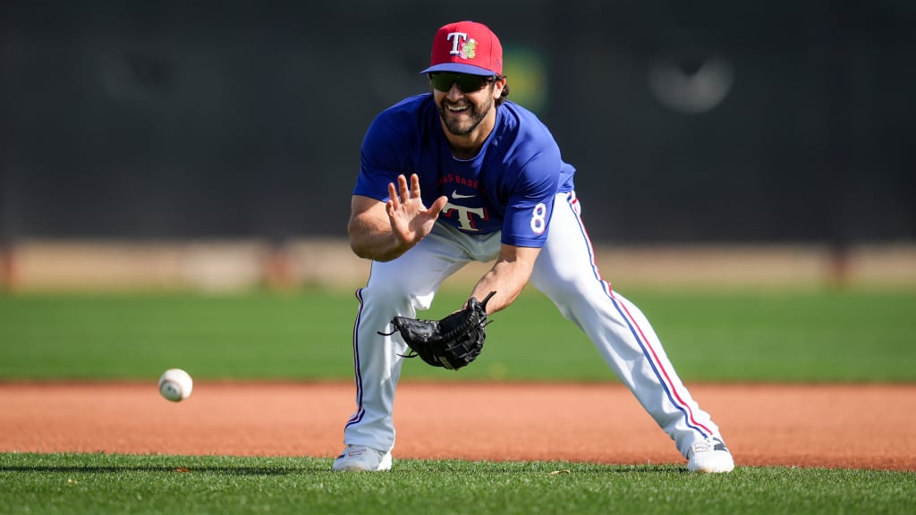 When it comes to 2B, Rangers want Smith to 'Go get it, take it'