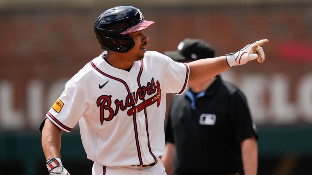 Baldwin (4 RBIs) leads Braves' win at and behind the plate