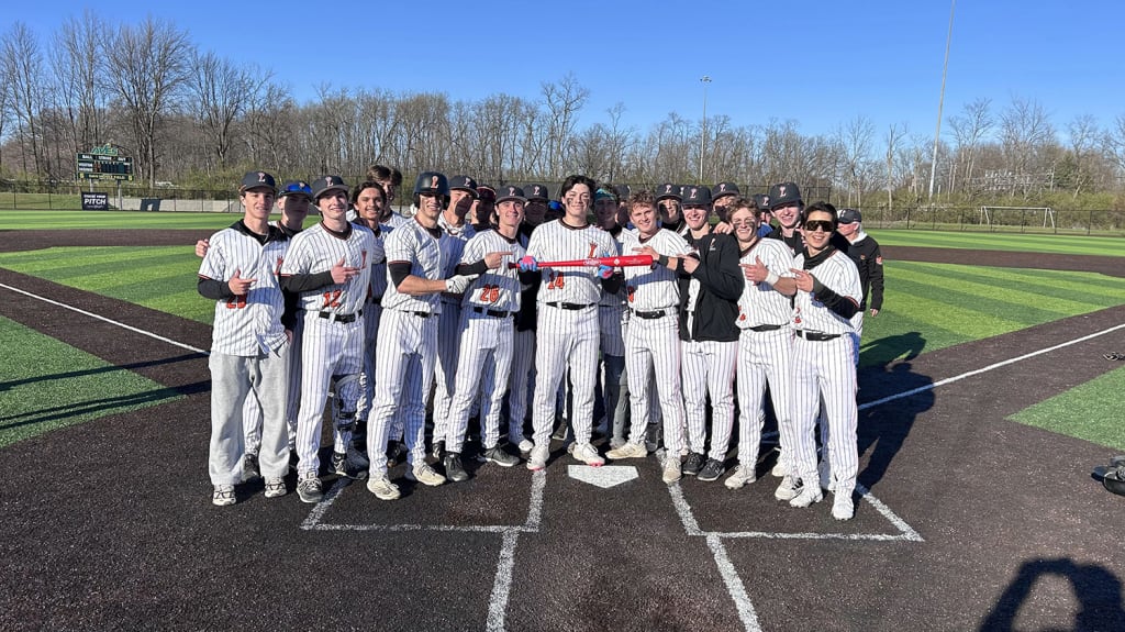PNC MVP for the River Cup Championship, Drew Oerther with his teammates