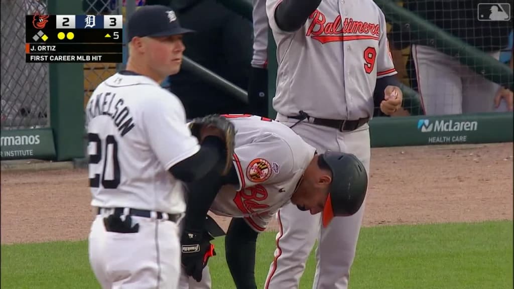 Joey Ortiz's first career hit