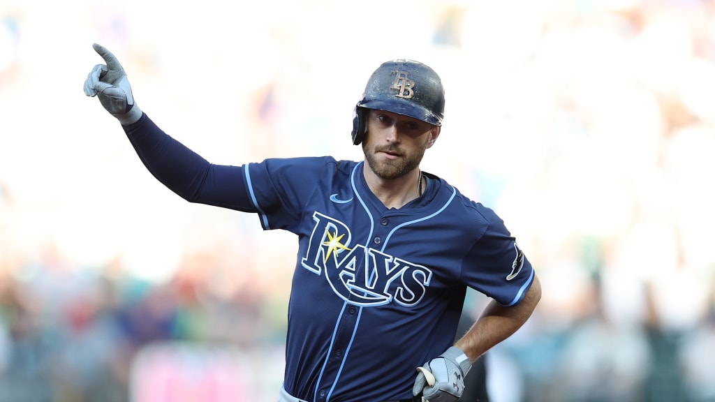 Brandon Lowe adds Ichiro Suzuki jersey to collection