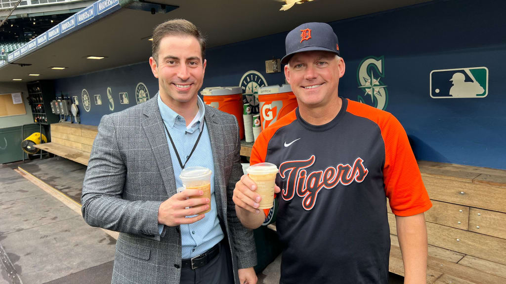 Detroit Tigers' youngsters make coffee run in uniform before finale