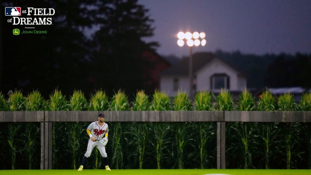 Cornfield homers and Hall of Famers headline Field of Dreams Game
