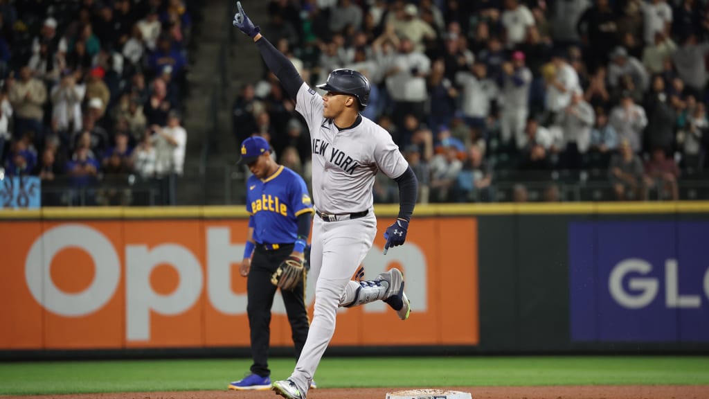 Noche redonda para Soto y los Yankees