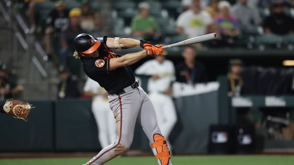 MLB.com editorial image for Baltimore Orioles: Mayo, CES come through in 10th to power O's to win