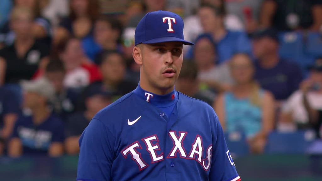 Rangers shortstop Corey Seager doubles, drives in two runs in