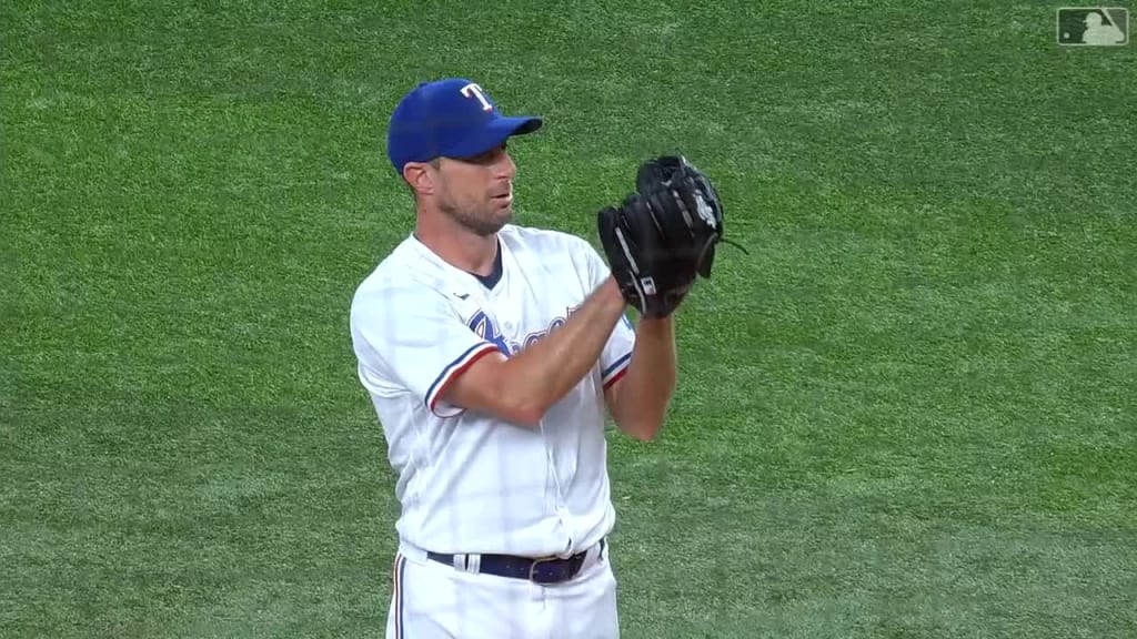 Cut4 on X: A first look at Max Scherzer in his new Rangers threads. 👀   / X