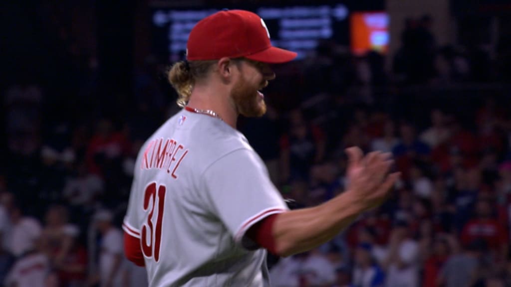 Kimbrel 8th pitcher in MLB history to earn 400 saves, Phillies beat