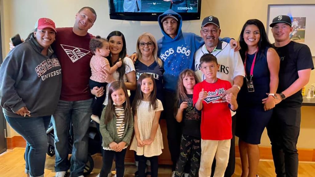 Yvette Yzaguirre (second from right) with her family at the Mariners game on Sept. 11, 2021.