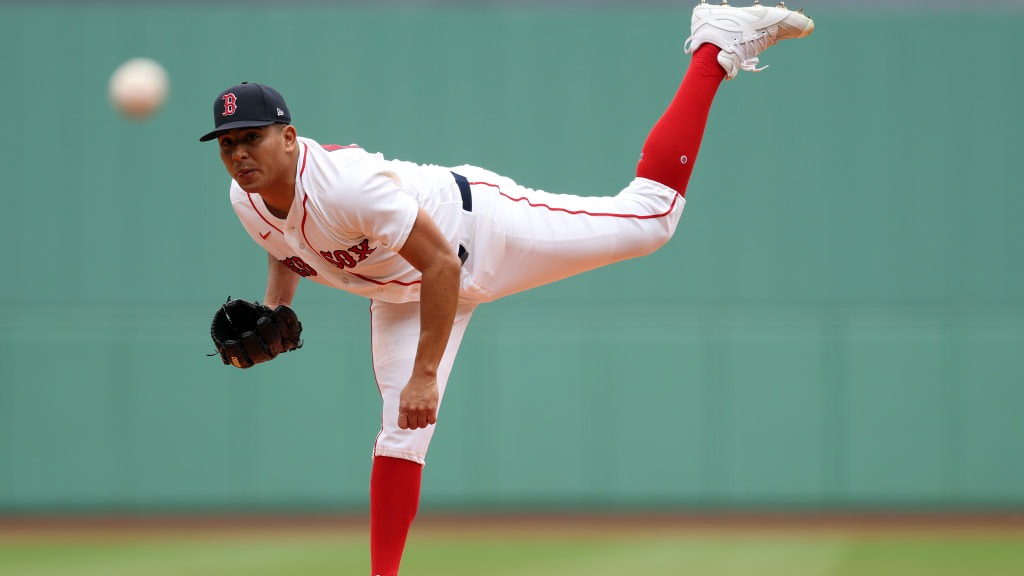 Ranger Suarez exits Red Sox's loss with hamstring injury