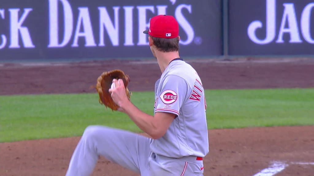 Reds pitcher Nick Lodolo has another stress reaction in his tibia