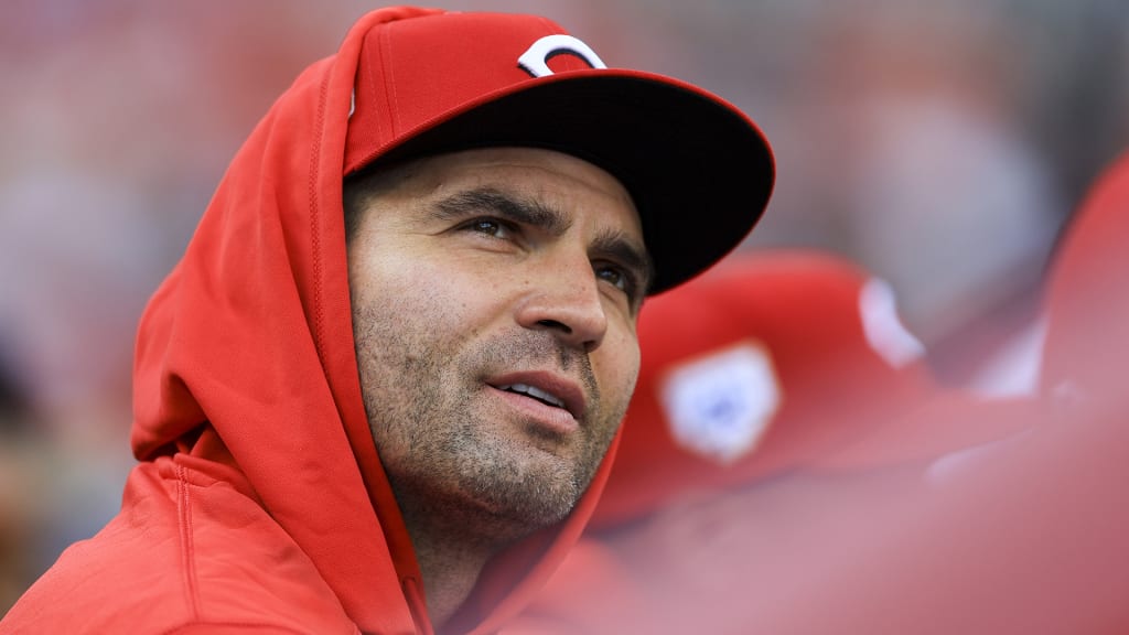 Joey Votto takes batting practice