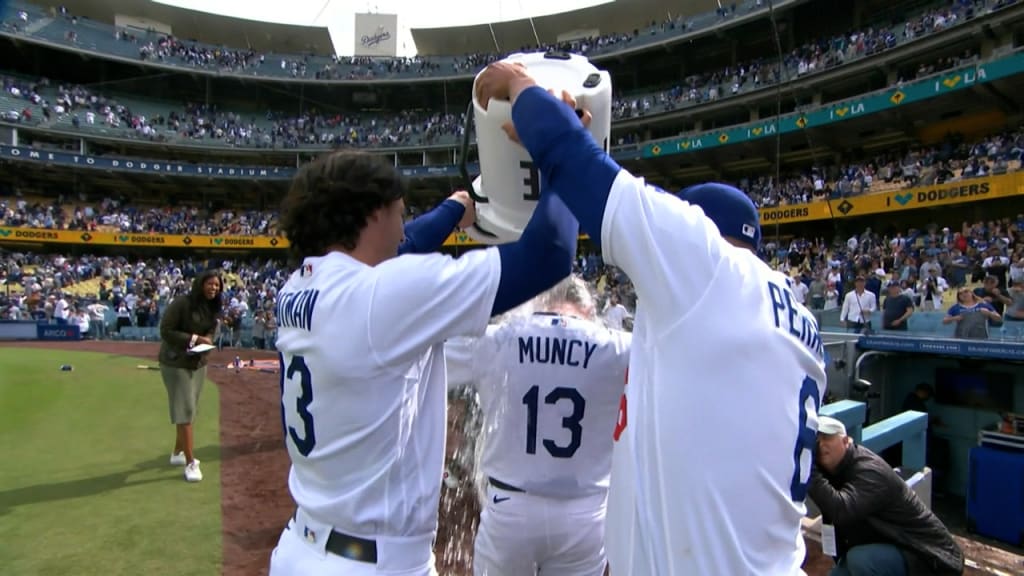 WATCH: Dodgers Sweep Phillies Thanks to Max Muncy Walk-Off Grand Slam -  Fastball