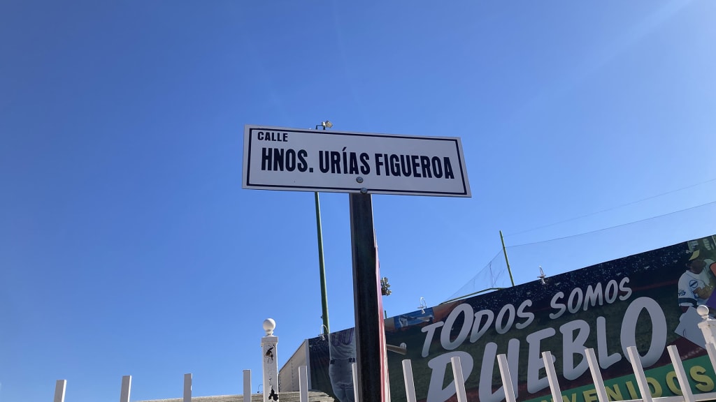 The street in front of Estadio Padre Kino was named after the Urías brothers.
