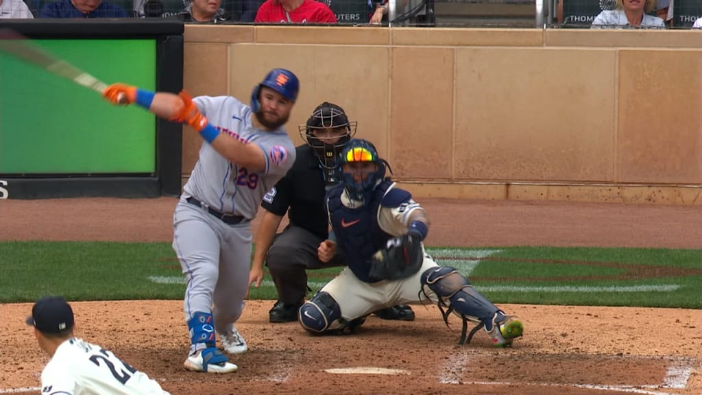 Stewart hits 2-run double in 9th, Mets beat Twins 2-0 despite 14 Ks by  López